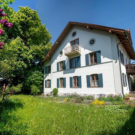 Landhauswohnung Mit Wildromantischem Garten Fussen Ngoại thất bức ảnh