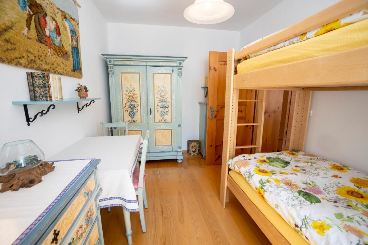 Landhauswohnung Mit Wildromantischem Garten Fussen Ngoại thất bức ảnh